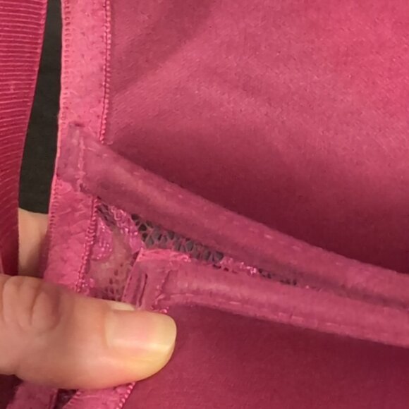 Vince Camuto Satin Lace Fuchsia Demi Bra Underwire Adjustable Padded 36C - Picture 11 of 13